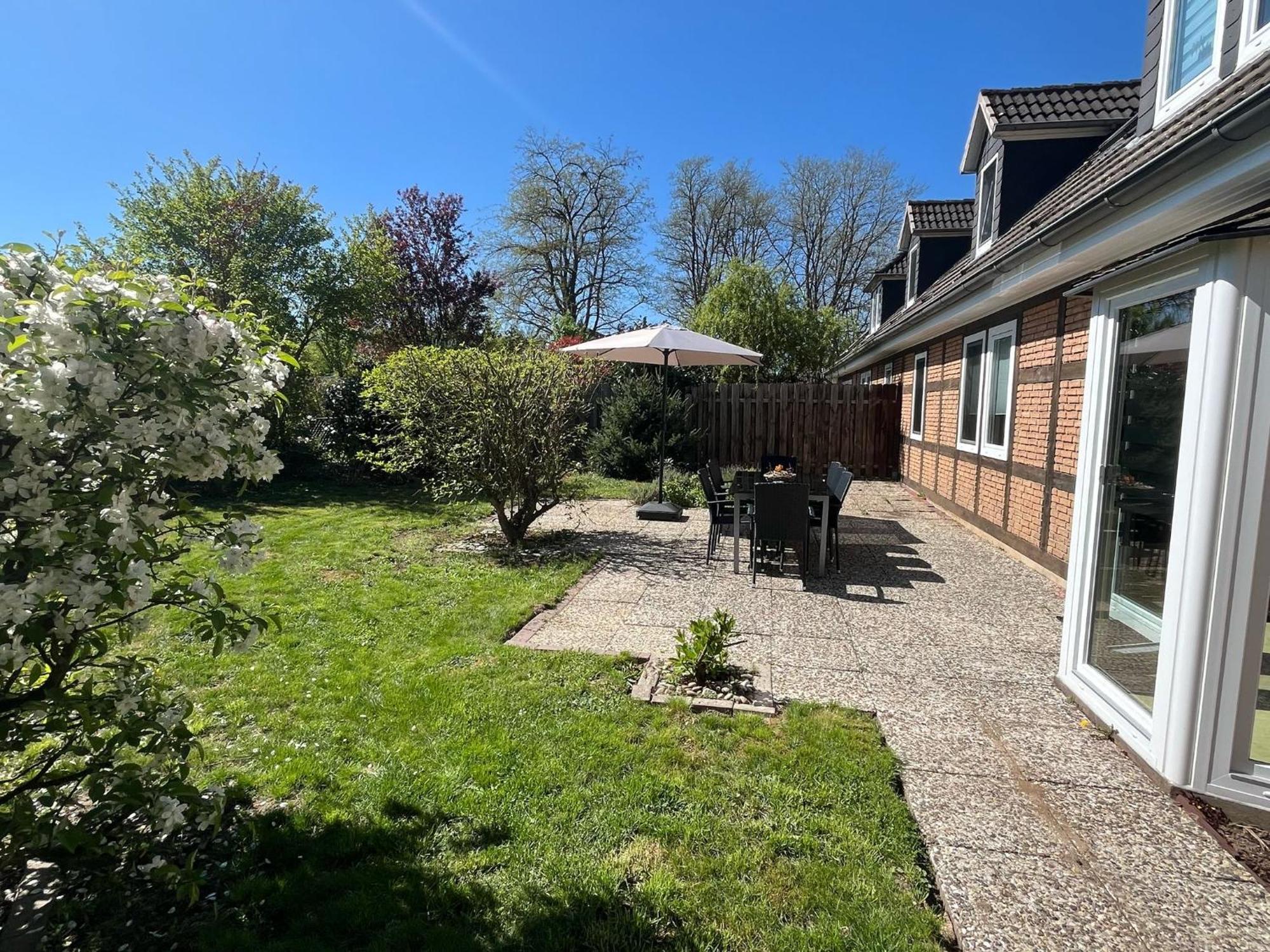 Ferienwohnung Sonnenschein Garten Uelzen Esterno foto